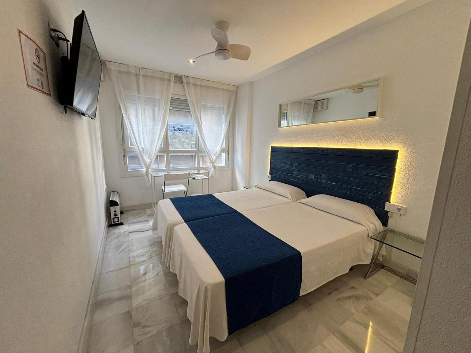Apartamentos Turisticos Imar Cádiz Exterior foto