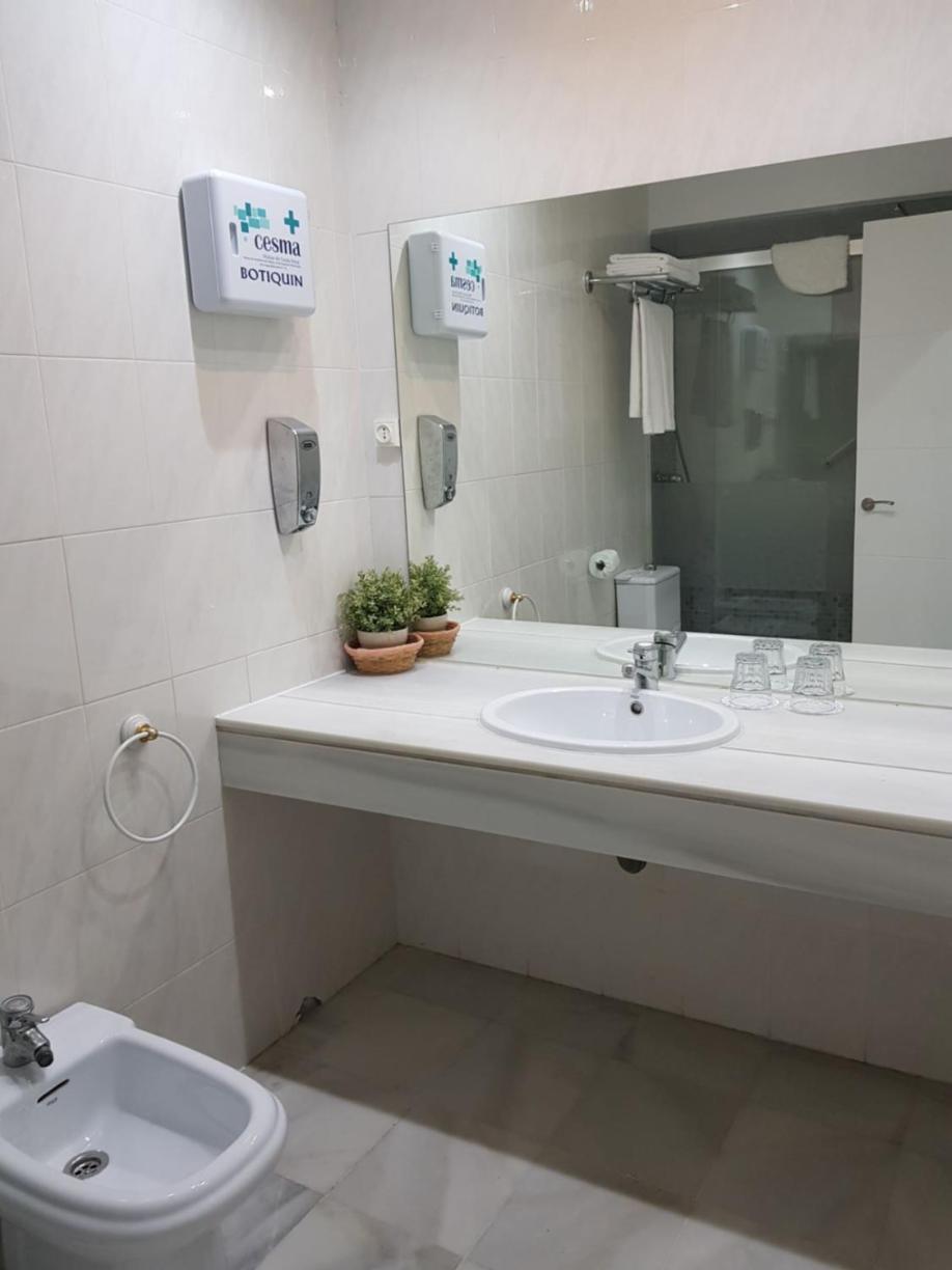 Apartamentos Turisticos Imar Cádiz Exterior foto